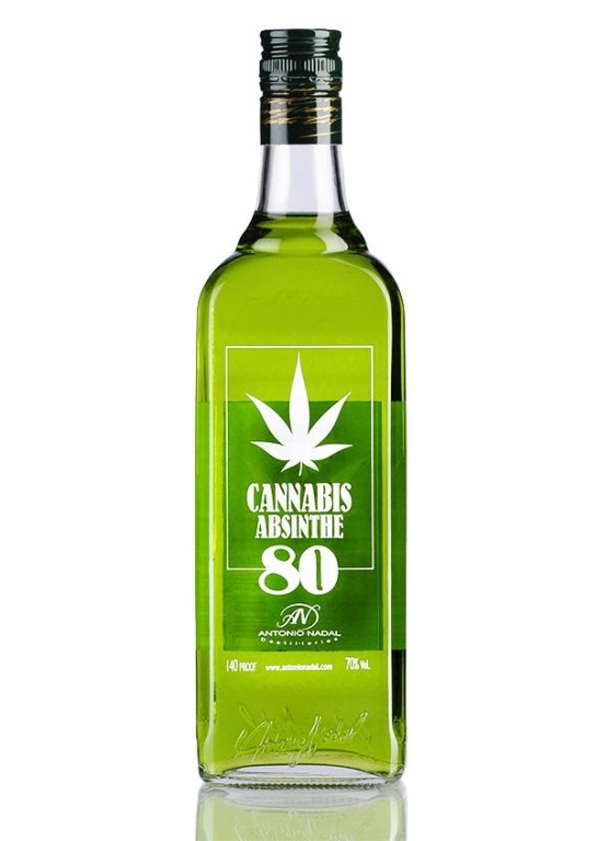 TUNEL Absinth Cannabis 70 % 0,7 l